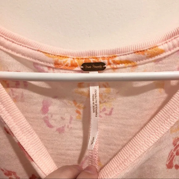 NEW Free People Tourist Tee Floral Soft Graphic Tee Shirt - Size XS S M - Picture 7 of 10